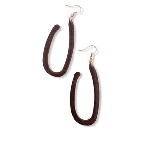 Maroon resin earrings